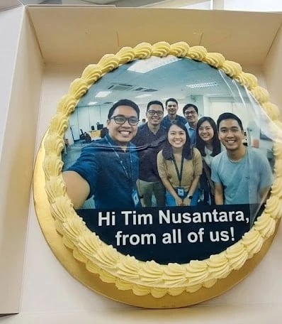 Cake printed with an office team photo